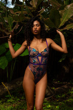 LI1045 - Electric Shimmer Teddy