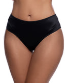 LI1141 - ESSENTIALS - SHORTS