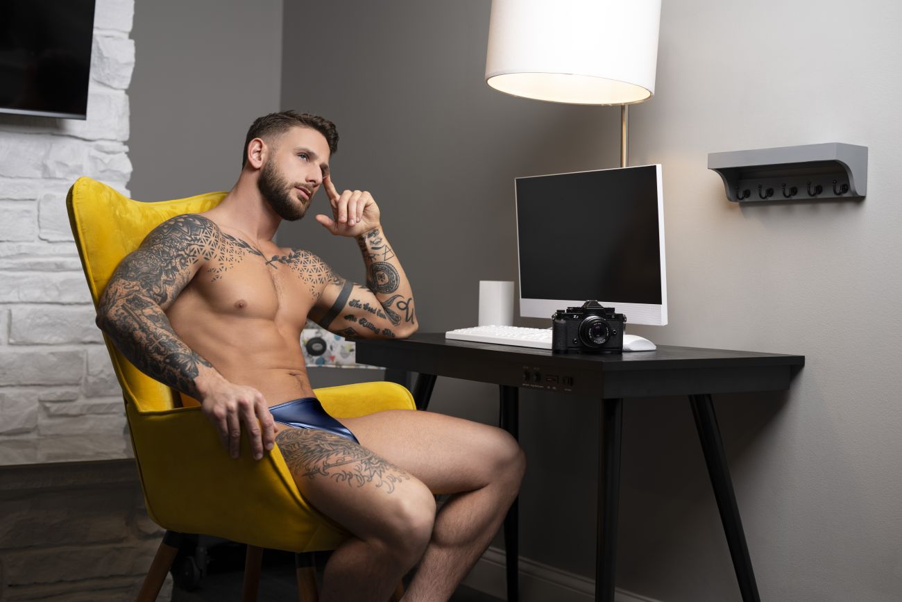 Liquid Onyx 2.0 Bong Thong